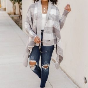 Checkered cardigan